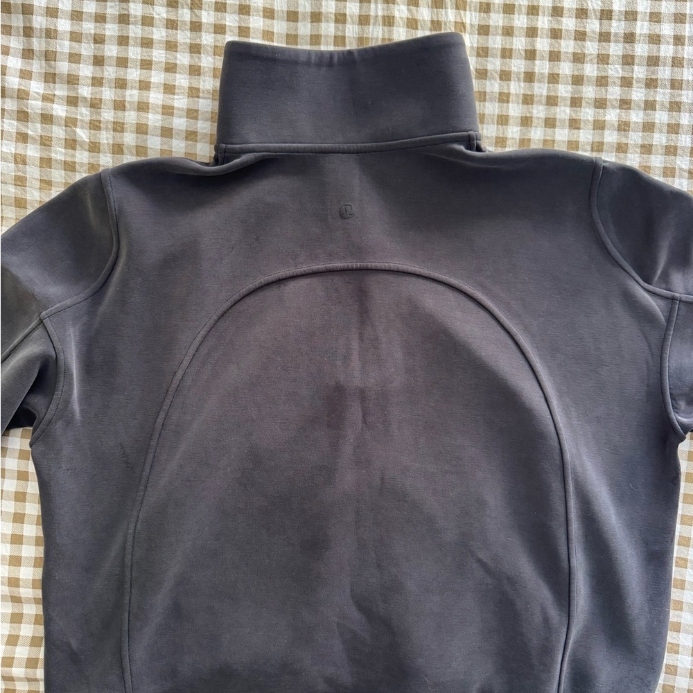 lululemon athletica Women's Gray Zip-Up Top - Picture 2 of 3